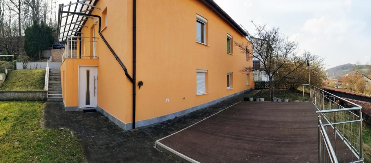 A Spacious 3 Bedroom Apartment In Bad Abbach/Regensburg Exterior foto
