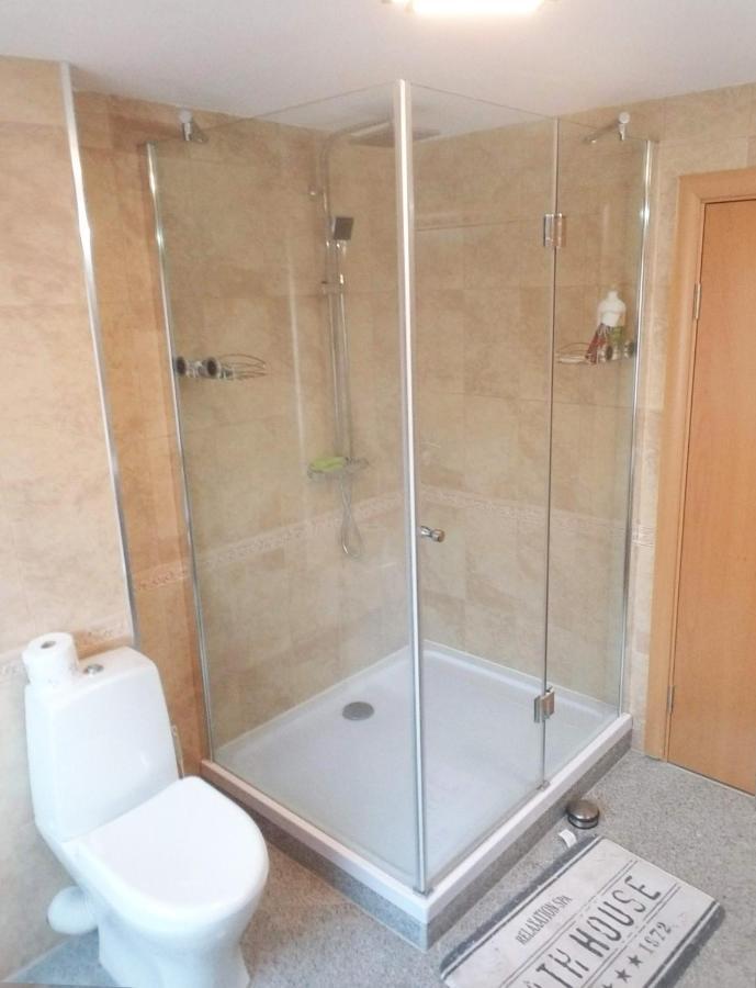 A Spacious 3 Bedroom Apartment In Bad Abbach/Regensburg Exterior foto